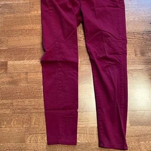 Crown & Ivy Skinny Jeans